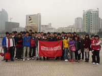 我校美术班学员白鹭洲写生